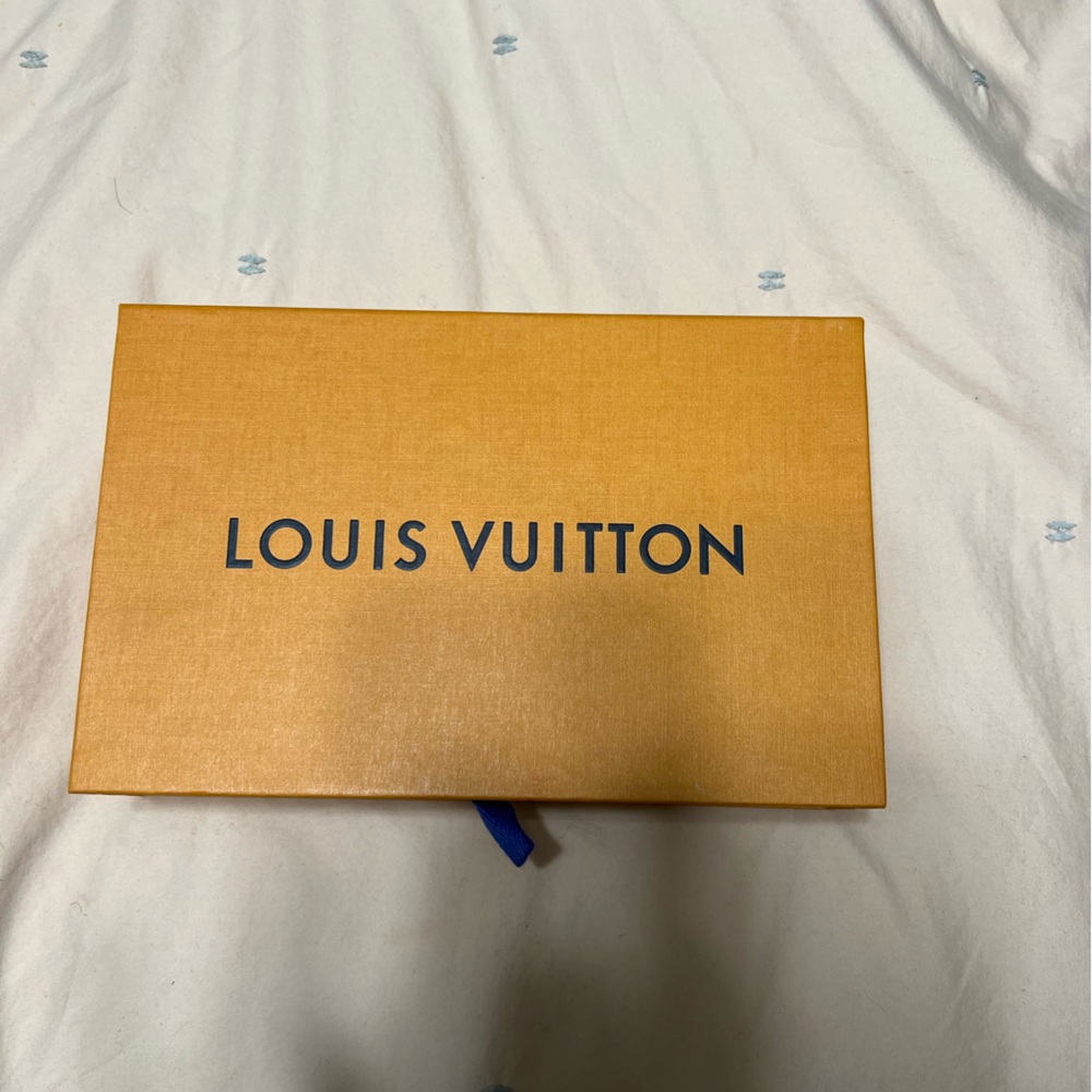 NAVY MYLOCKME CHAIN POCHETTE BAG